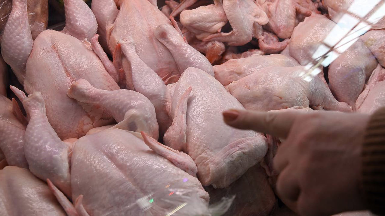 В России договорились о заморозке цен на мясо птицы